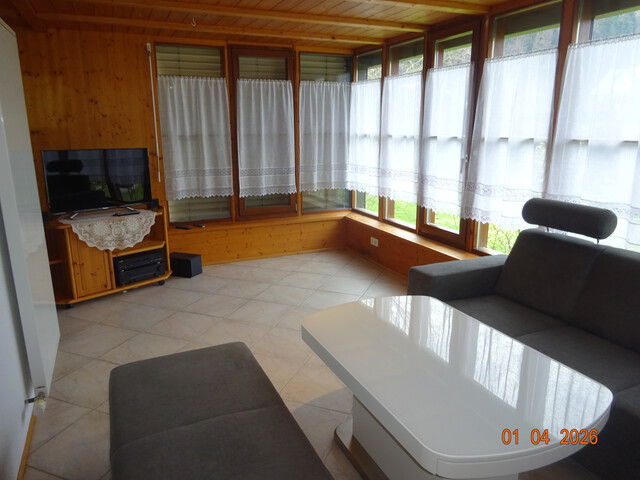 Riesiges Haus mit großem Garten in Altenstadt