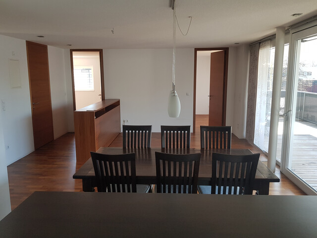 Wunderschöne 3-Zimmer-Wohnung in zentraler Lage mit großer Terrasse