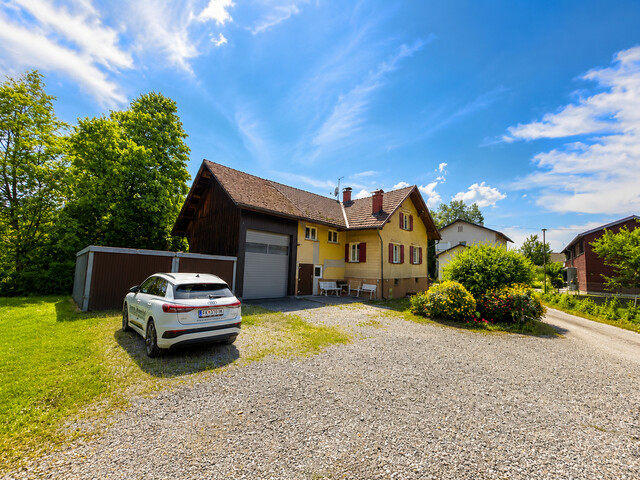 Einfamilienhaus  |  Charmant  |  Entwicklungspotenzial  |  Mäder