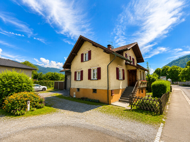 Einfamilienhaus  |  Charmant  |  Entwicklungspotenzial  |  Mäder