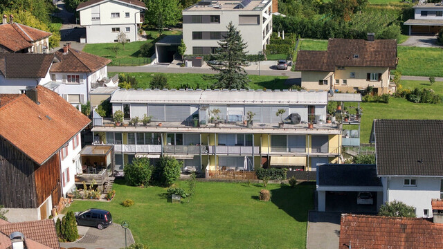 Gepflegte 4-Zi-Wohnung mit 2 Balkonen in Weiler