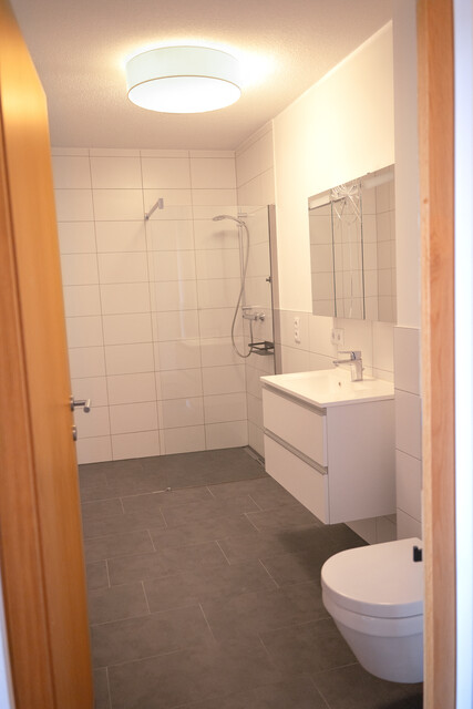 Neuwertige 2-Zimmer-Terrassenwohnung in Weiler