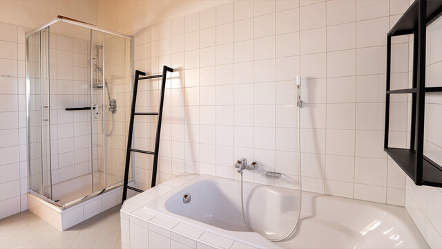 nur 2.465€/m2 Nutzfläche | Hard | Investitionspotential in gefragter Lage: Wohn- und Geschäftsgebäude mit 5 Einheiten