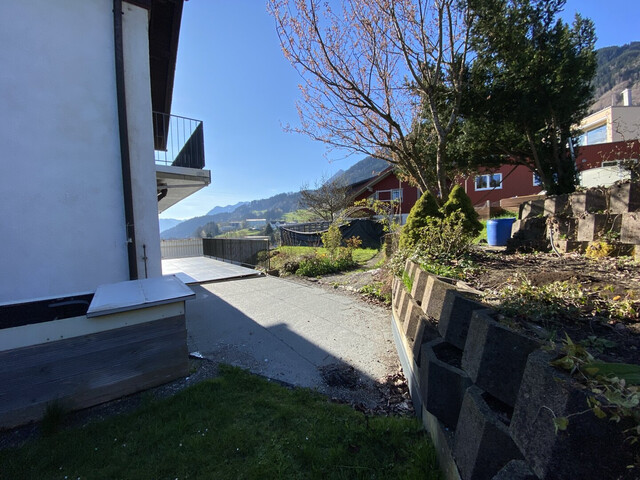 Fantastische 2,5 Zi.-Gartenwohnung im ZFH