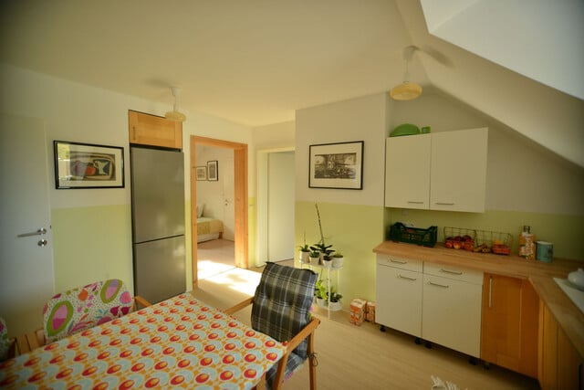 Gemütliche 4-Zimmer-Dachgeschosswohnung, provisionsfreie 