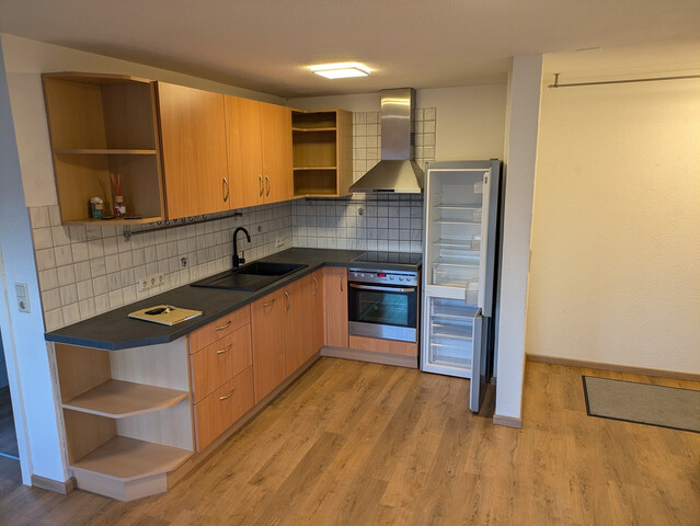 3-Zimmer Maisonette-Wohnung 76m² mit Parkplatz und Keller