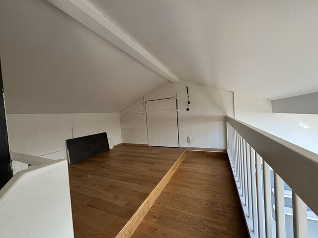 Bungalow mit traumhaftem Wintergarten in ruhiger Wohngegend