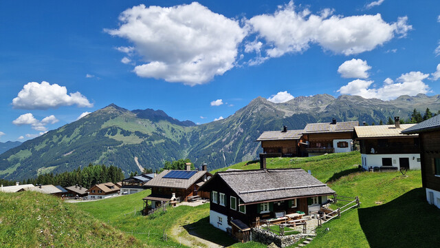 Silvretta Montafon: Ferien-Doppelhaushälfte zu verkaufen