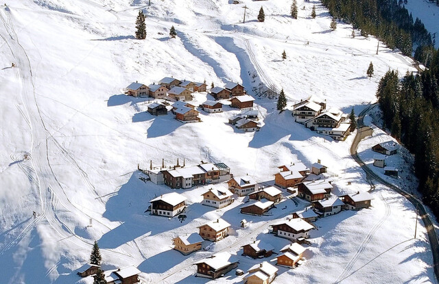 Silvretta Montafon: Ferien-Doppelhaushälfte zu verkaufen