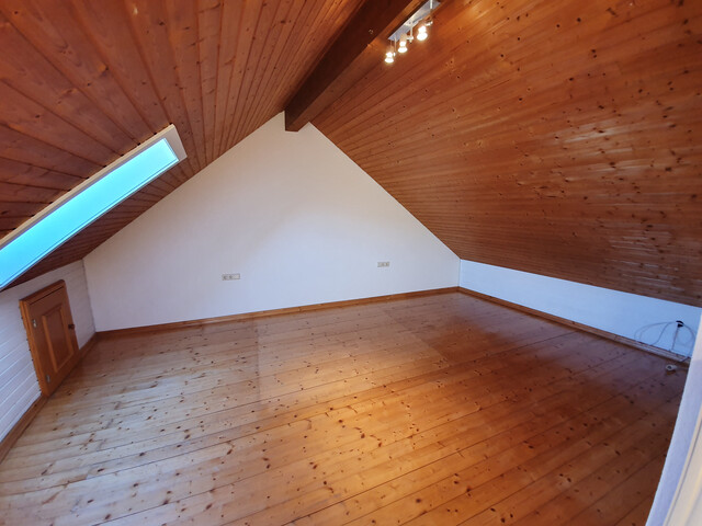 Schöne 4 Zimmerwohnung in sehr guter Lage
