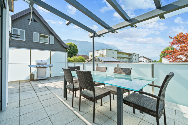 Großzügige Doppelhaushälfte mit Garten, Dachterrasse & flexibler Nutzung in Feldkirch
