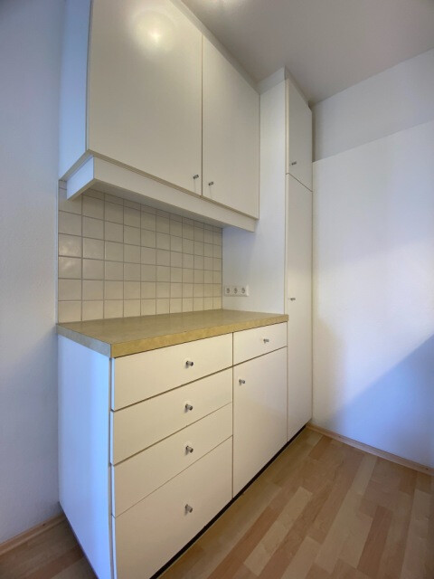 "ohne Provision" helle 2 Zimmer Wohnung mit Balkon in super Lage