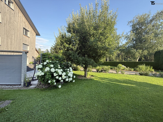 Bregenz: Langen: Garten-Maisonette-Wohnung mit ca. 205 m², eigenem Eingang und großzügiger Terrasse – als Hauptwohnsitz oder Zweitwohnsitz nutzbar.