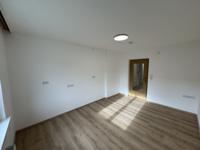 Sanierte 2 Zimmer Wohnung  