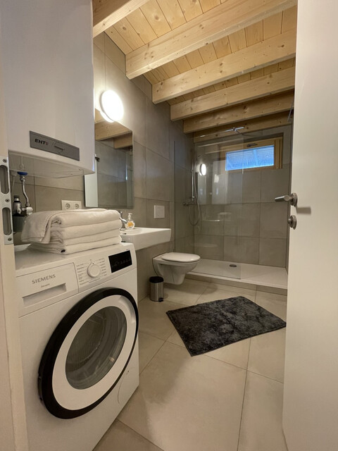 ökologisches Kleinhaus mit atemberaubender Aussicht!