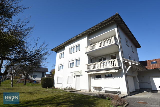 Traumhafte 4 Zimmer Dachgeschosswohnung mit wunderbarem Ausblick in Lustenau!