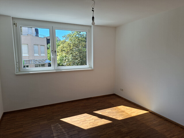 Schöne 3-Zimmer-Wohnung im Zentrum, mit großem Balkon, inkl. TG-Platz