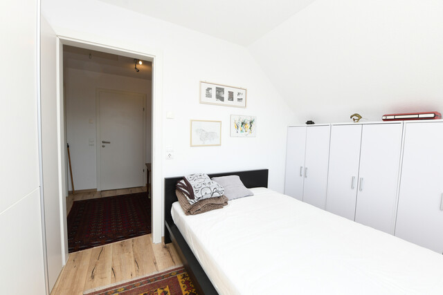 Gartentraum! Neuwertiges Einfamilienhaus mit tollem Garten in idyllischer Lage