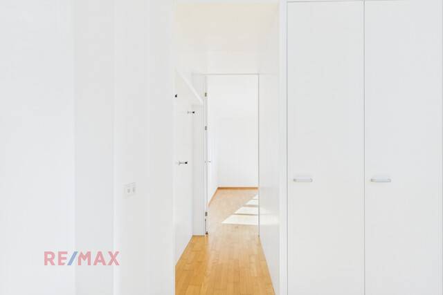 Innenstadt-Luxus: 247 m² pure Eleganz auf zwei Wohnebenen