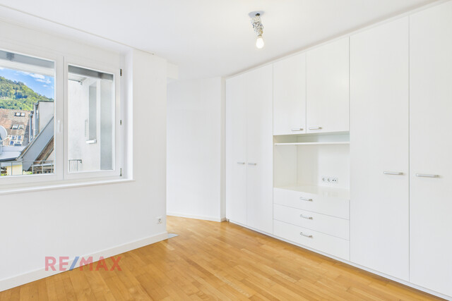 Innenstadt-Luxus: 247 m² pure Eleganz auf zwei Wohnebenen