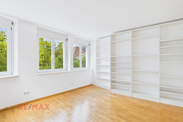 Innenstadt-Luxus: 247 m² pure Eleganz auf zwei Wohnebenen