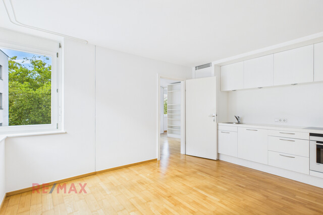 Innenstadt-Luxus: 247 m² pure Eleganz auf zwei Wohnebenen