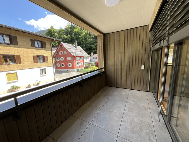 Neubau-Wohnung voll möbliert mit Balkon und Keller zur Miete (Top 104)