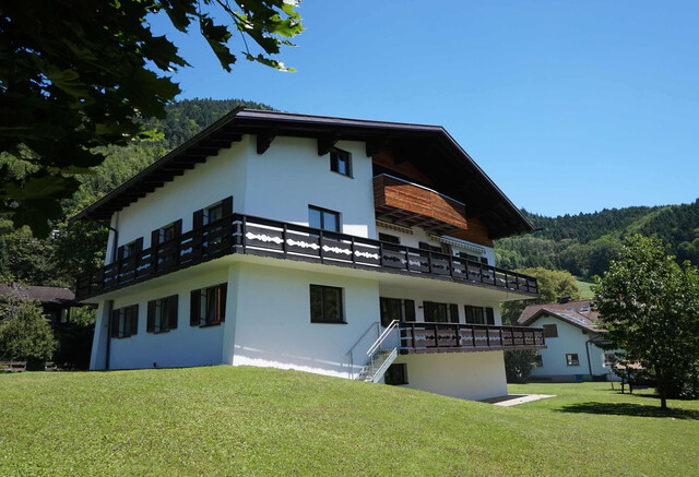 Großzügige 5-Zimmerwohnung zu vermieten