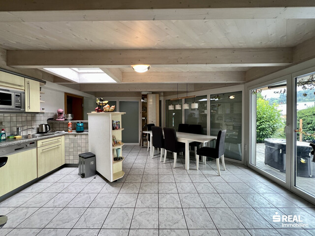 Großzügige 3-Zimmer-Gartenwohnung in Nofels