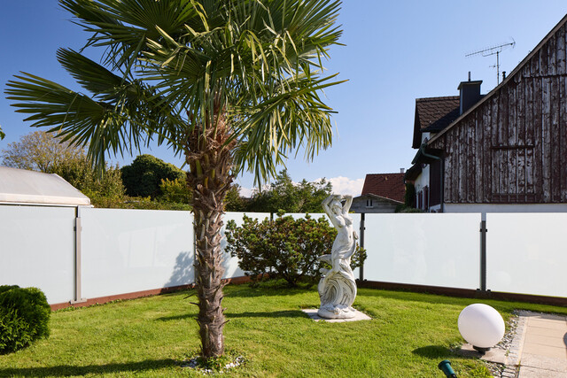 Mediterraner Bungalowtraum mit Pool