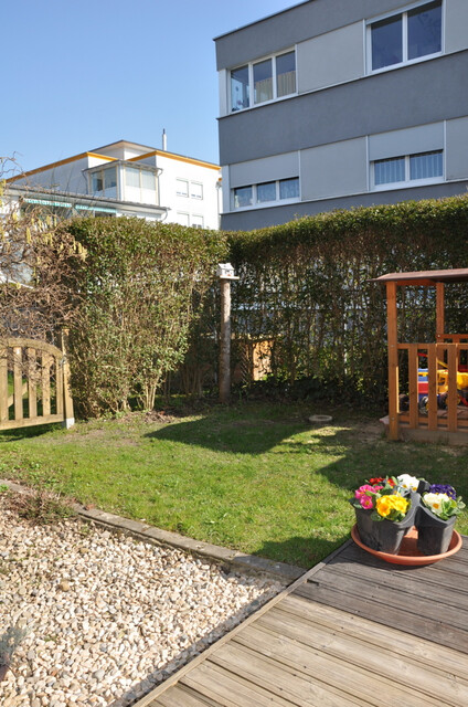 Zentrumsnahe 3-Zimmer-Gartenwohnung mit Terrasse & Tiefgarage
