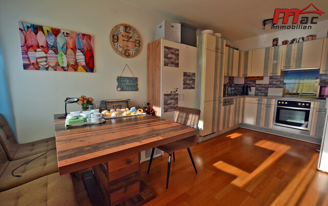 Charmante drei Zimmerwohnung in kleiner Wohnanlage