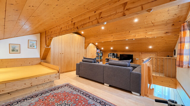 Sonne, Bergblick und Natur – Wohnung mit Loggia in Gortipohl