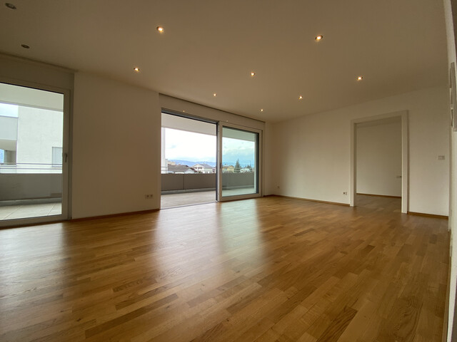 "ohne Provision" geräumige, helle 3 Zimmer Terrassenwohnung 