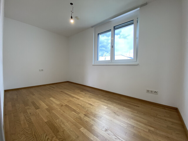 "ohne Provision" geräumige, helle 3 Zimmer Terrassenwohnung 
