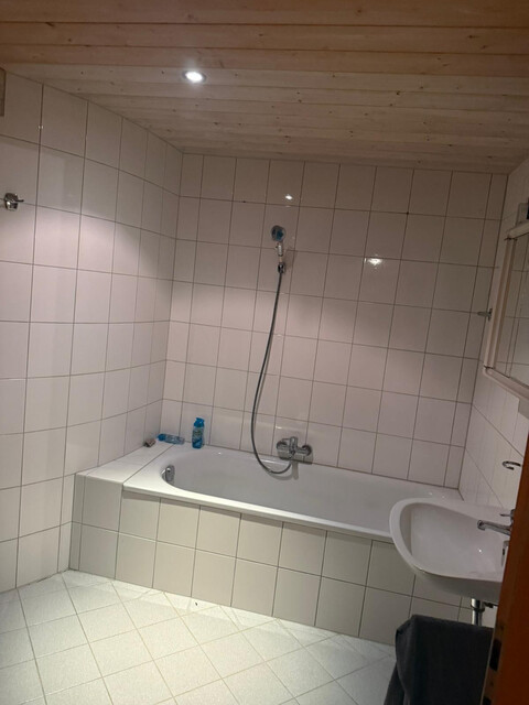 Geräumige 3-Zimmer-Dachgeschosswohnung zu vermieten