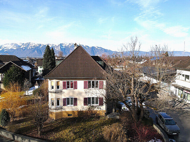 Stilvolles Wohnhaus mit bestehender Ordination im Herzen von Rankweil