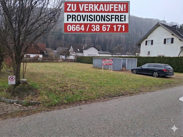 Voll erschlossenes Baugrundstück in Gisingen Sonnengasse, 909 qm ohne Provision.