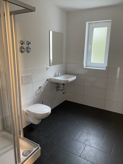 Geräumige Wohnung mit 6,5 m² Balkon und Parkplatz in Top-Lage!