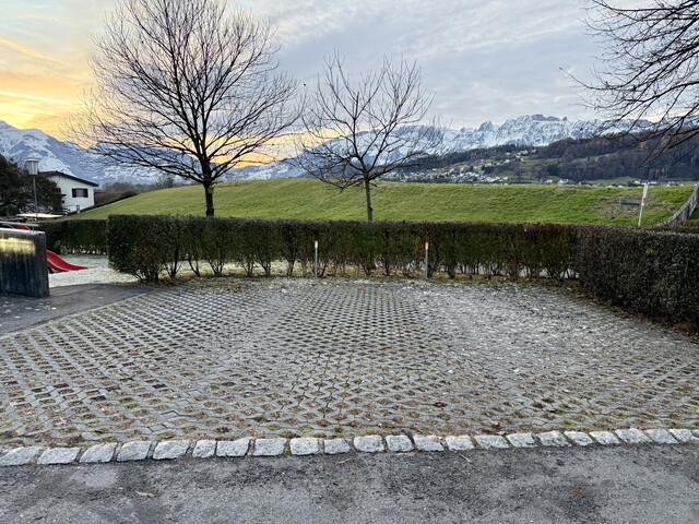 3-Zimmer Wohnung in Toplage - Feldkirch-Tisis, 110 m² Garten &amp; 3 Parkplätze, ideal für Grenzgänger