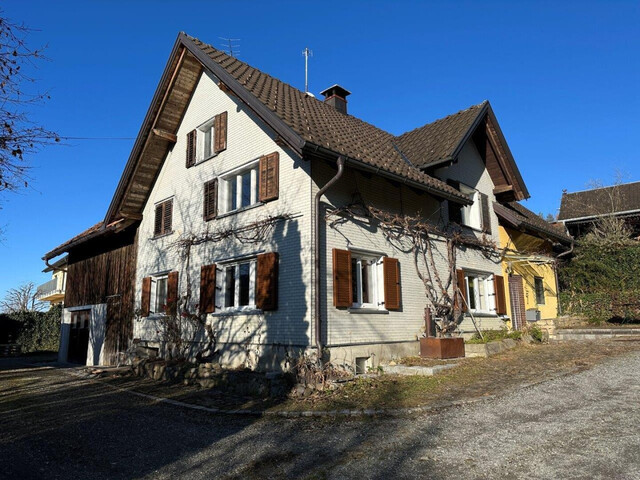 Charmantes Bauernhaus in Hohenems: Ihr Renovierungsprojekt mit Garten und Garage !