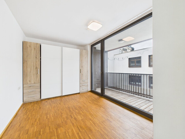 Attraktive, helle 3-Zimmer-Wohnung mit 2 Loggien direkt Am Garnmarkt - Top 41