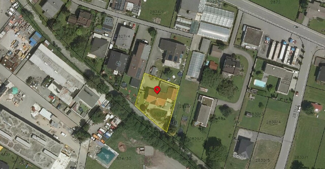 Ihr Familienparadies in naturnaher Lage mit Schwimmteich!