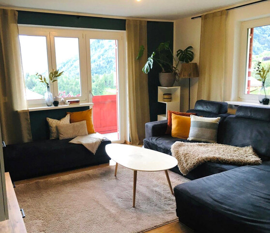 Neu renovierte 4-Zimmer Wohnung 100m² mit Balkon & Garage in Top-Lage!