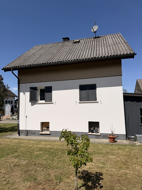 Älteres Einfamilienhaus an sehr ruhiger Wohnlage