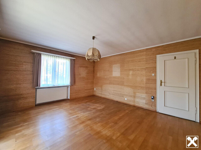 Haus mit traumhaftem Grundstück