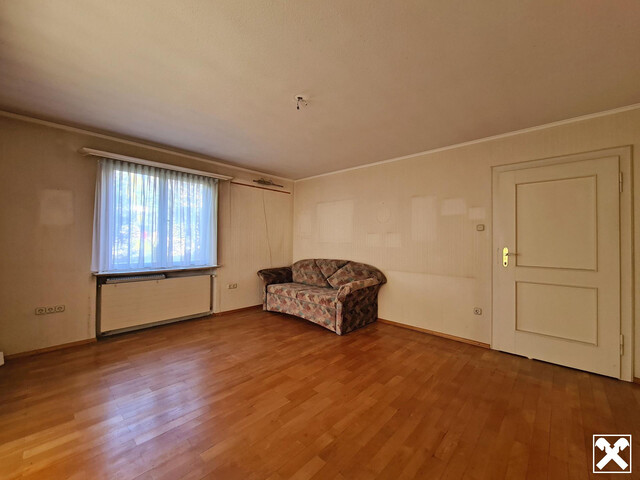 Haus mit traumhaftem Grundstück