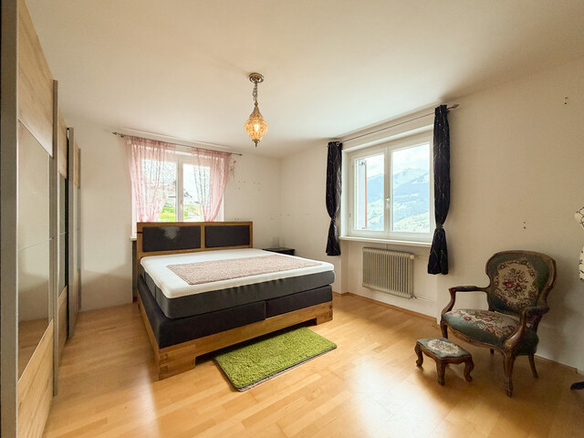 Großzügiges Wohnhaus mit Einliegerwohnung, Werkstatt und viel Potenzial