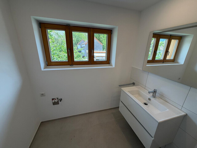 Schöne und geräumige 4-Zimmerwohnung mit Balkon im Herzen von Wolfurt