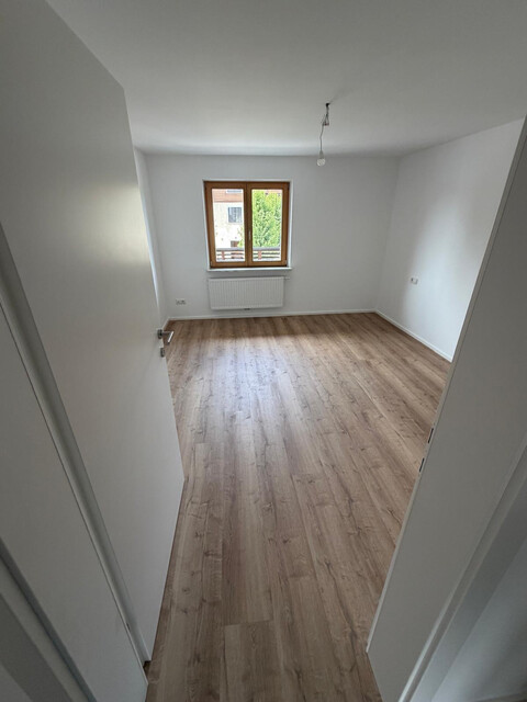 Schöne und geräumige 4-Zimmerwohnung mit Balkon im Herzen von Wolfurt